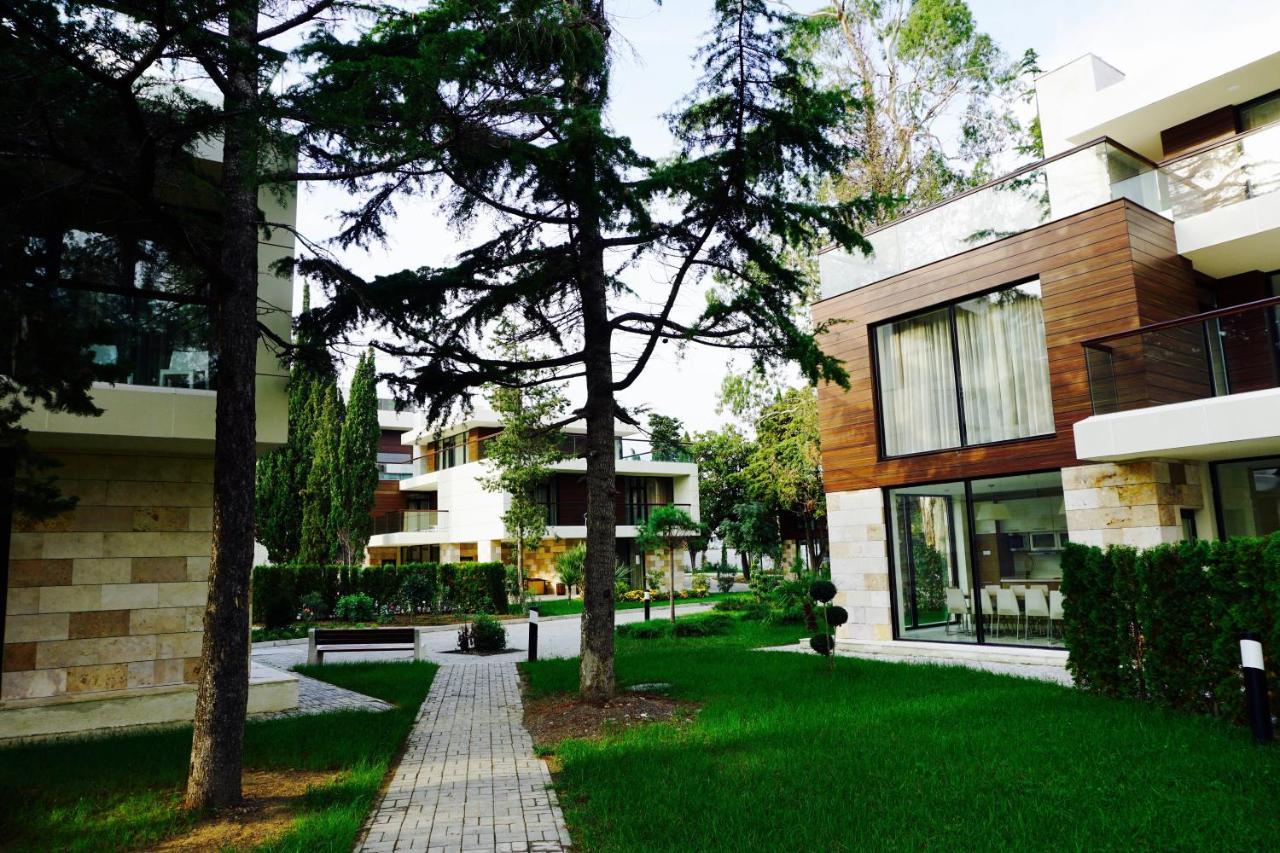 Arfa Park-Hotel Veseloye Exterior photo Residential complex in the neighborhood